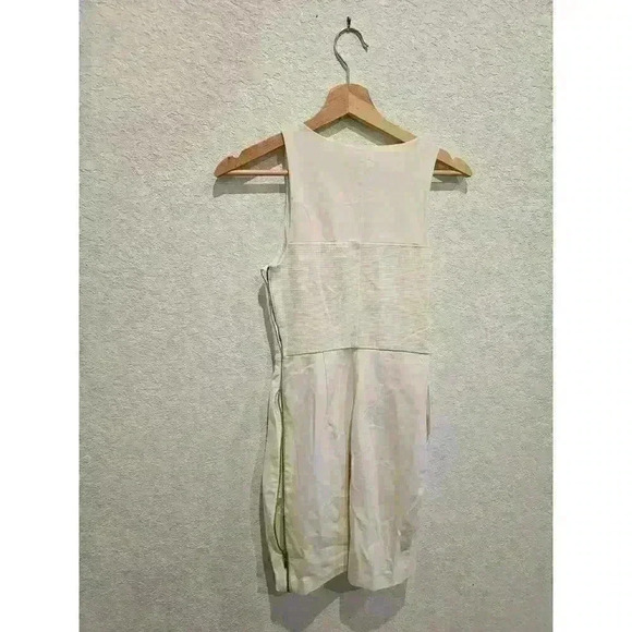 Armani EXCHANGE off white mini aline dress. SIZE 0 - Picture 4 of 4